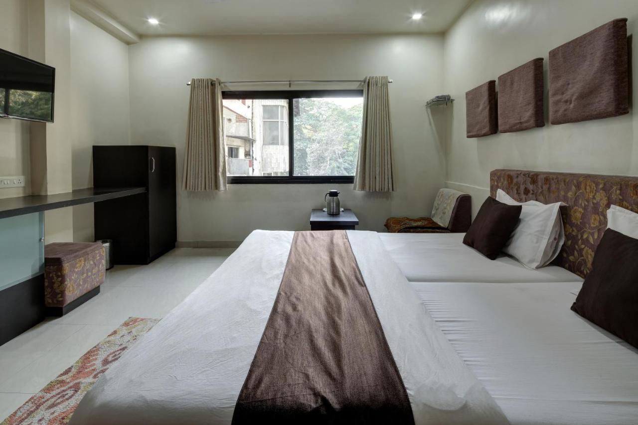 Hotel Good Night Ahmedabad Exterior foto