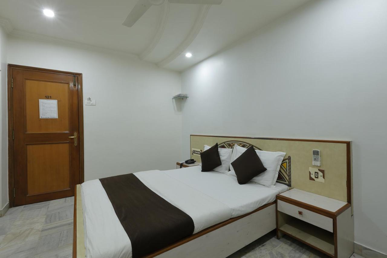 Hotel Good Night Ahmedabad Exterior foto